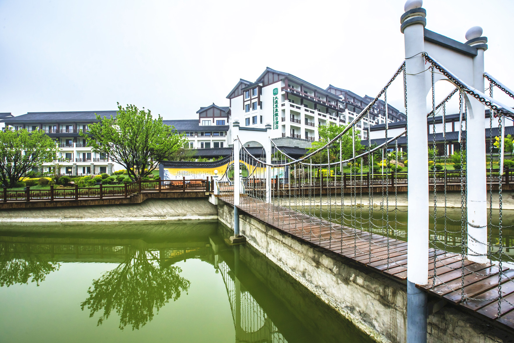 Dongquan Hot Spring Holiday Hotel