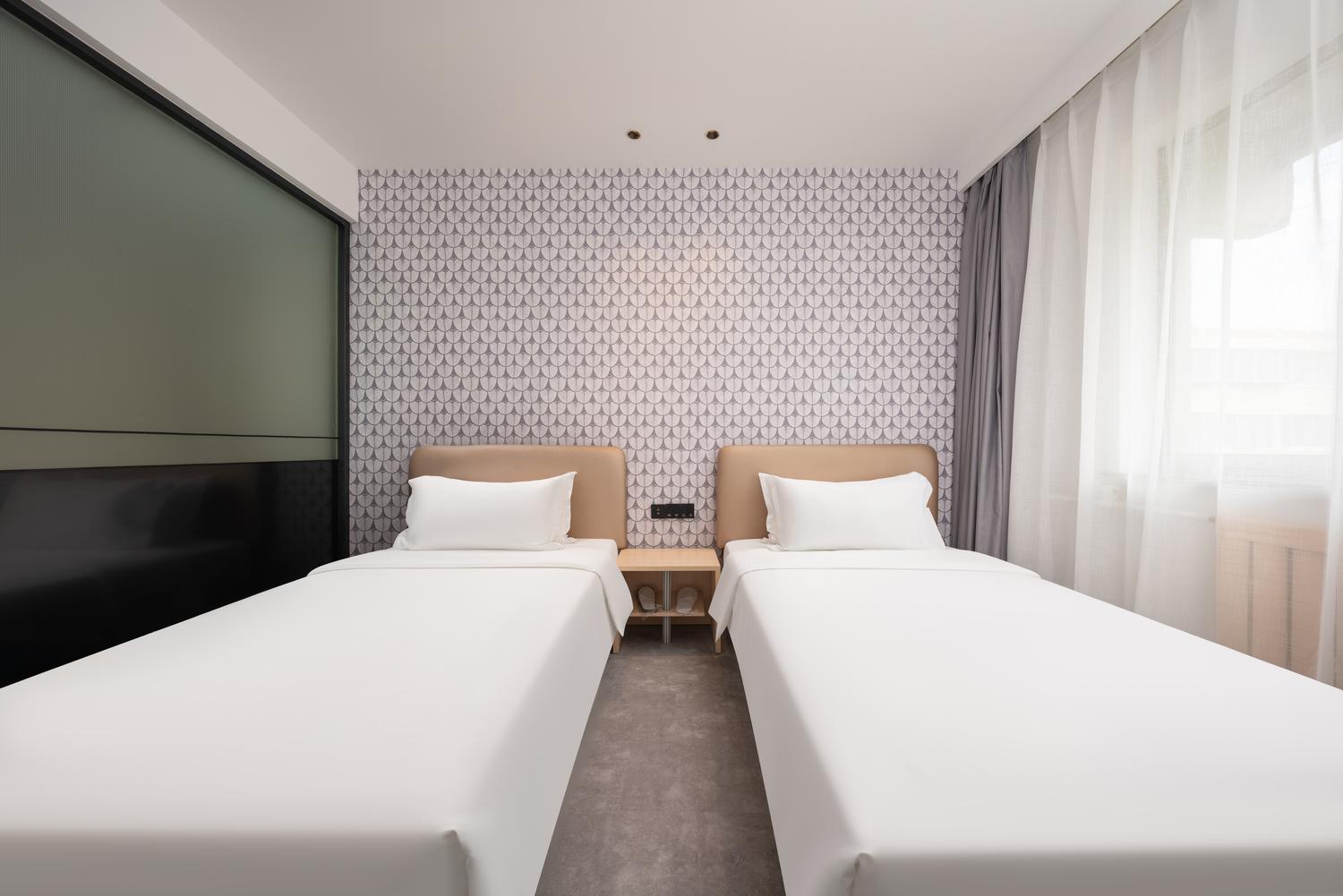 Grace Inn (Taian Qingnian Road) - Tap to explore photos