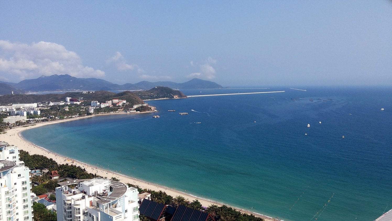 ��他, Romantic Fish Seaview Apartment, Sanya