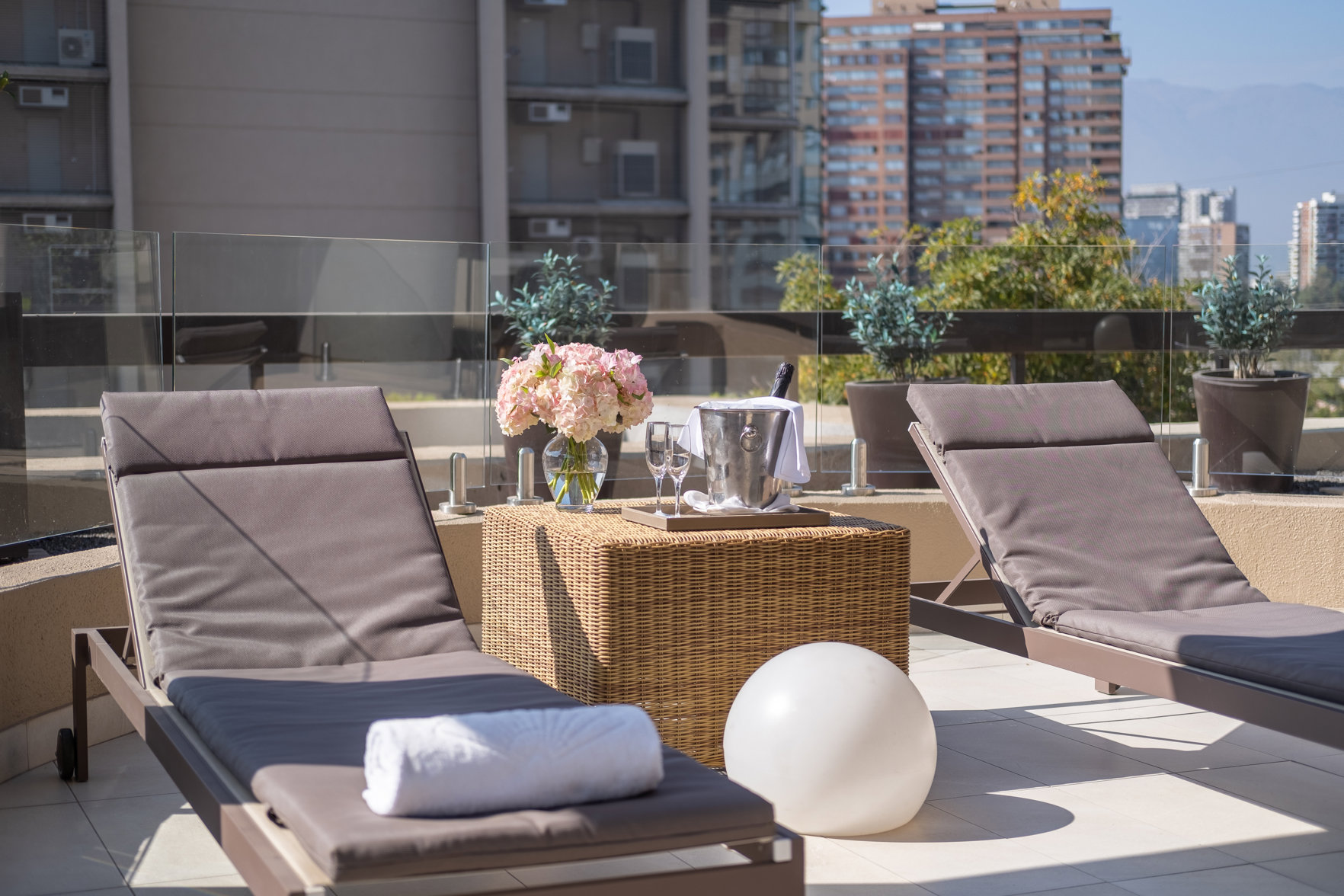 Mandarin Oriental, Santiago - Tap to explore photos