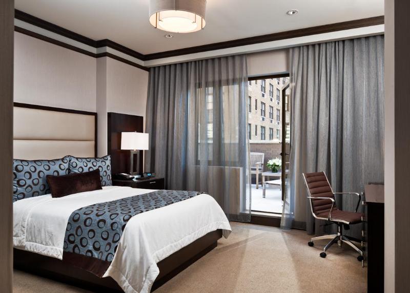 The Pearl New York Room Type - Superior Room, 1 Queen Bed, Balcony