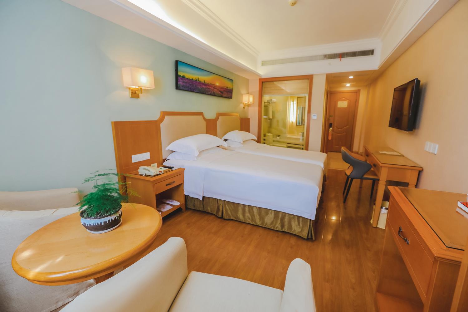 Vienna 3 Best Hotel (Jingmen Wanda) - Tap to explore photos