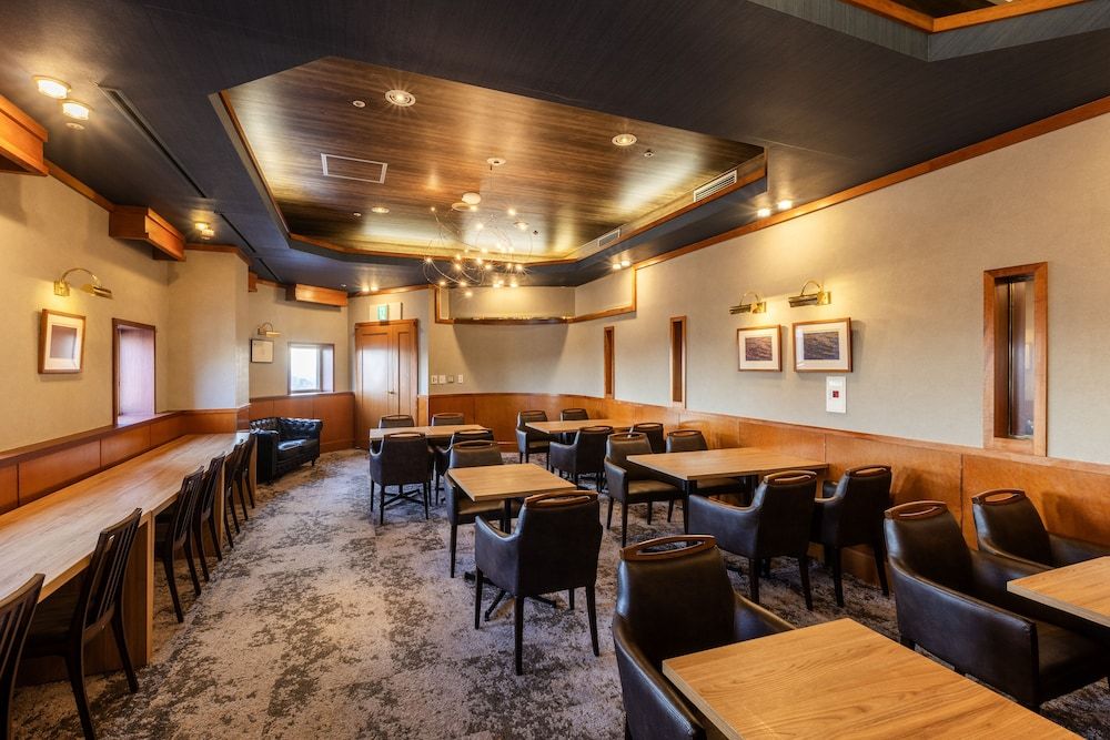 Breakfast area:1000px