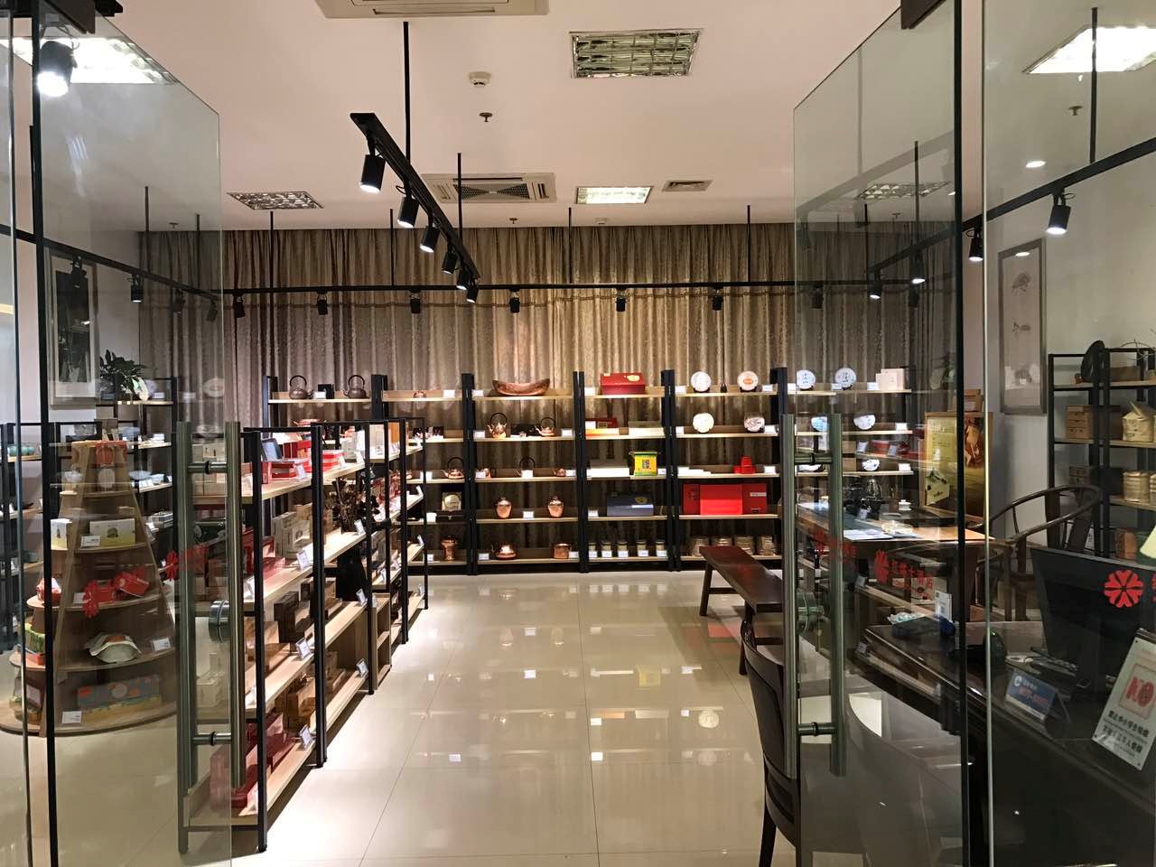 listing card gallery
