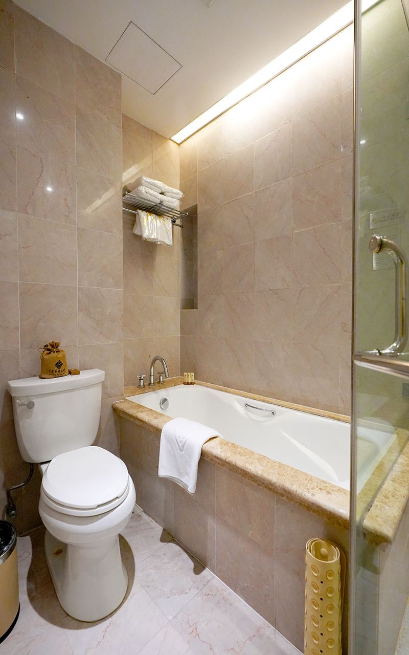 Jinling Huifu Hotel Room Type - Deluxe Suite