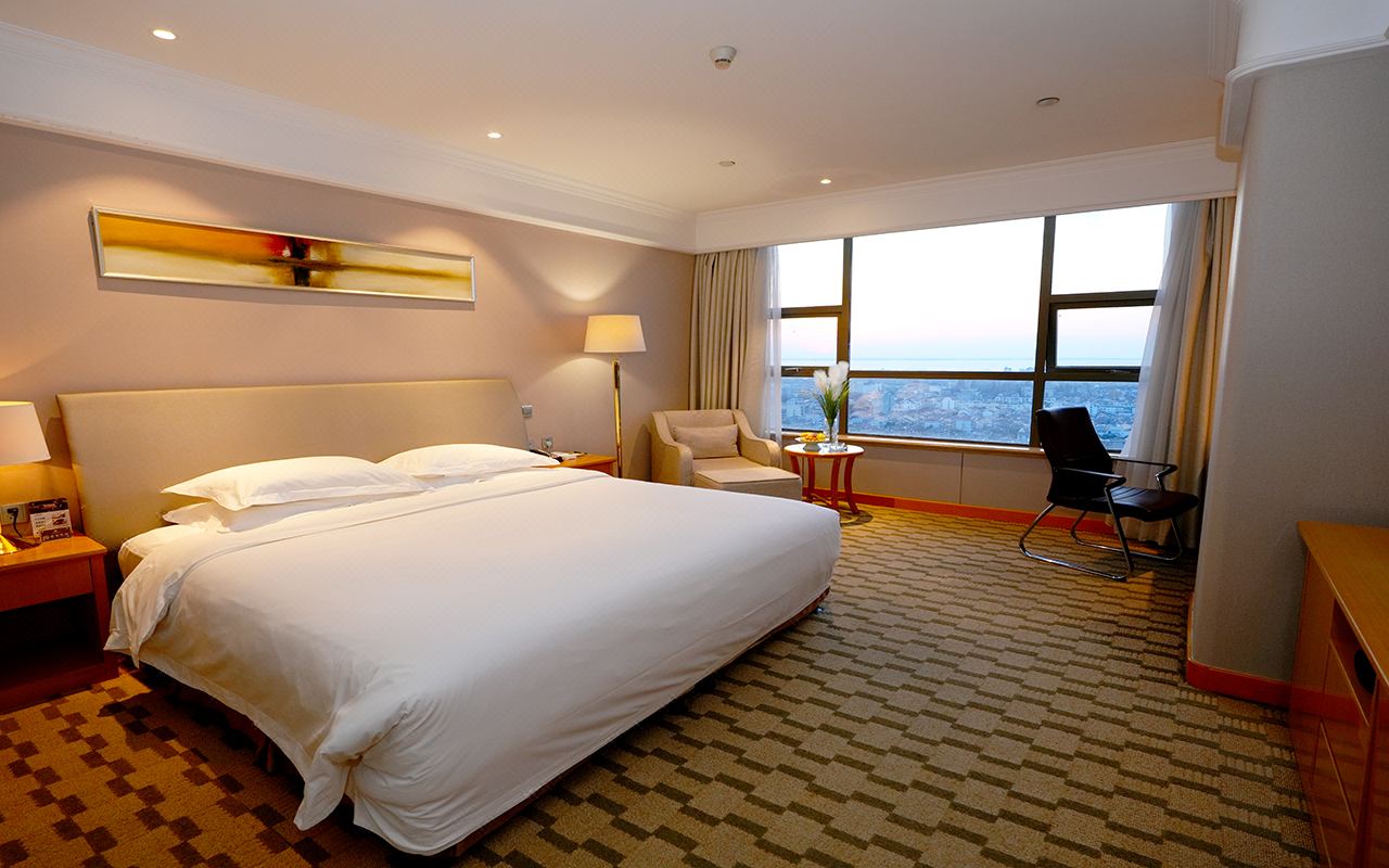 Jinling Huifu Hotel Room Type - Gaoyou Lake Sunset Scenic Deluxe Double Bed Room