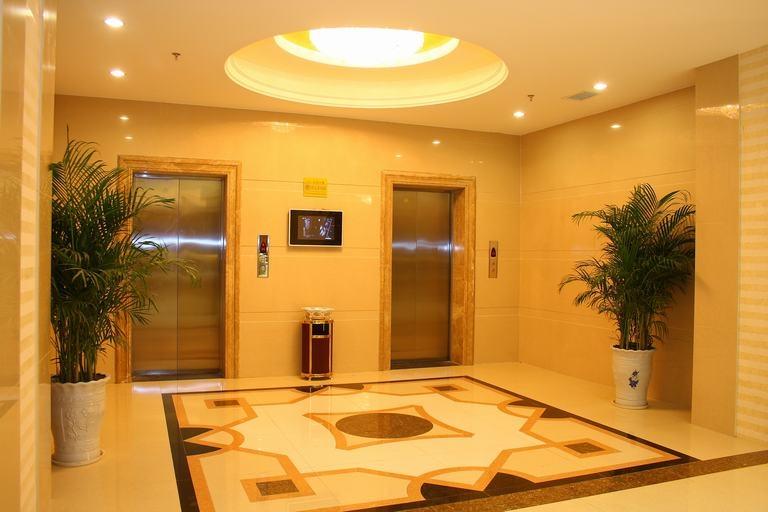 Others, Oriental Pearl Hotel, Shangqiu