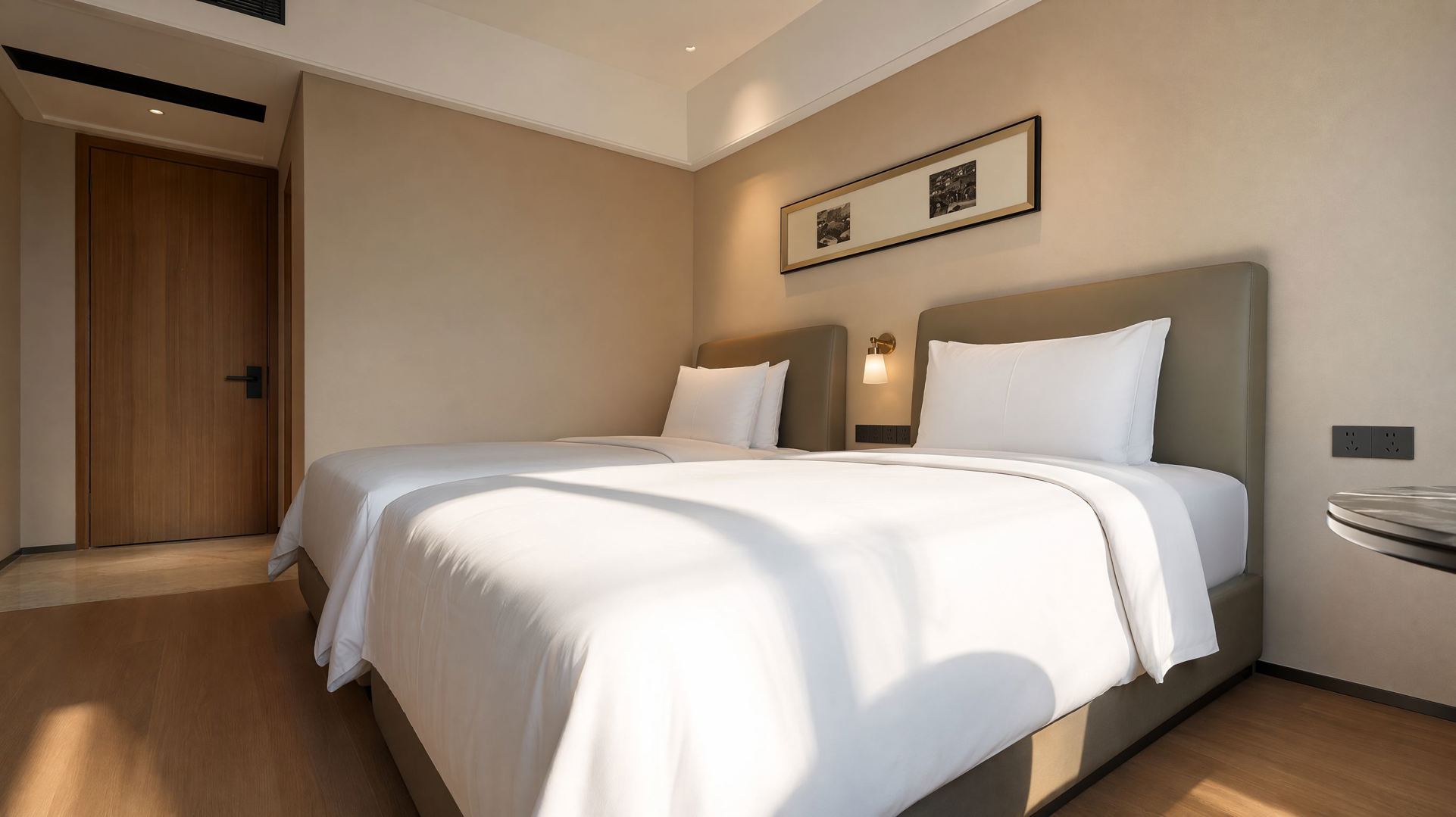 the Pearl Boutique Hotel - Tap to explore photos