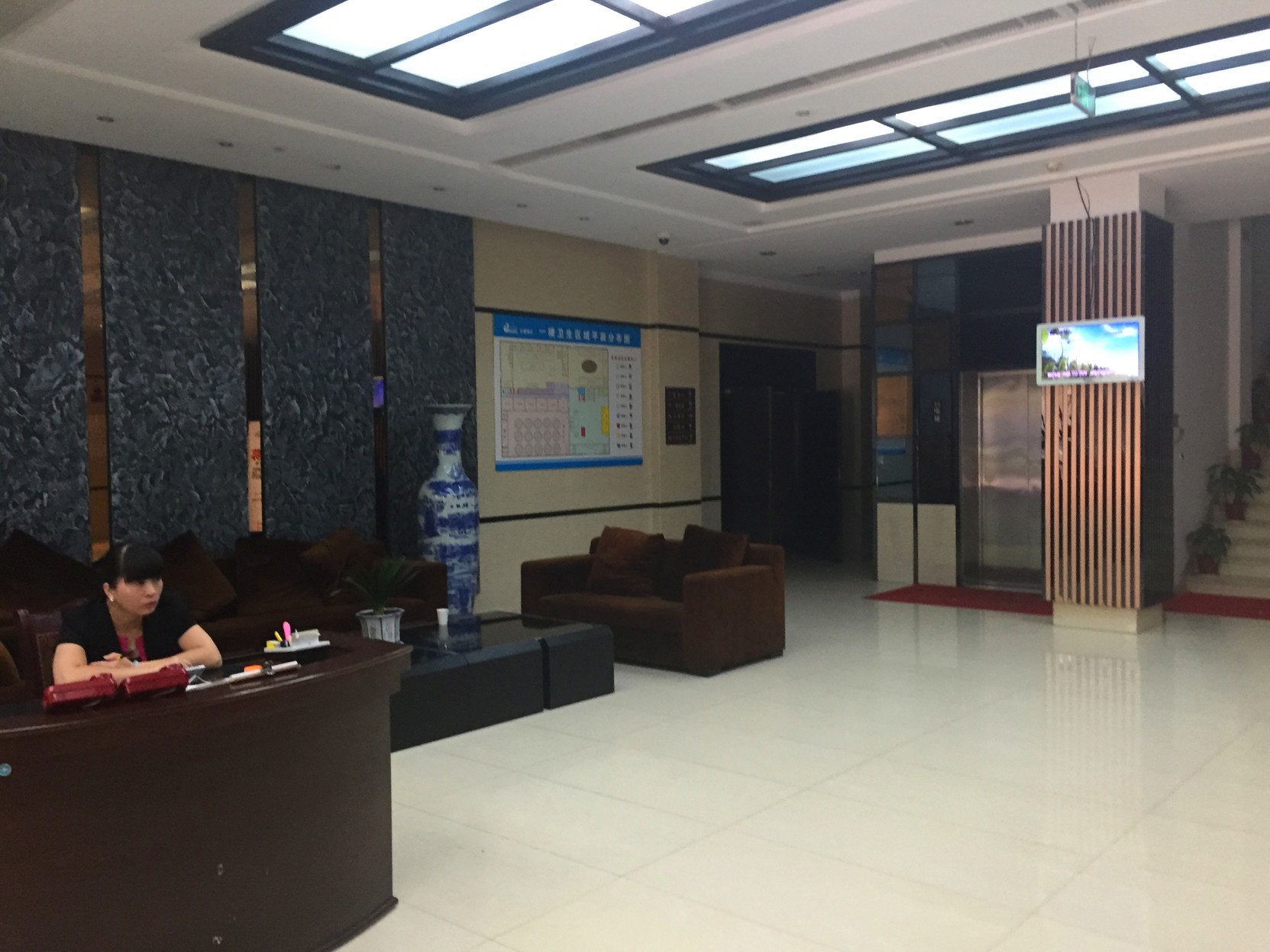 Gutang Hotel photo 2