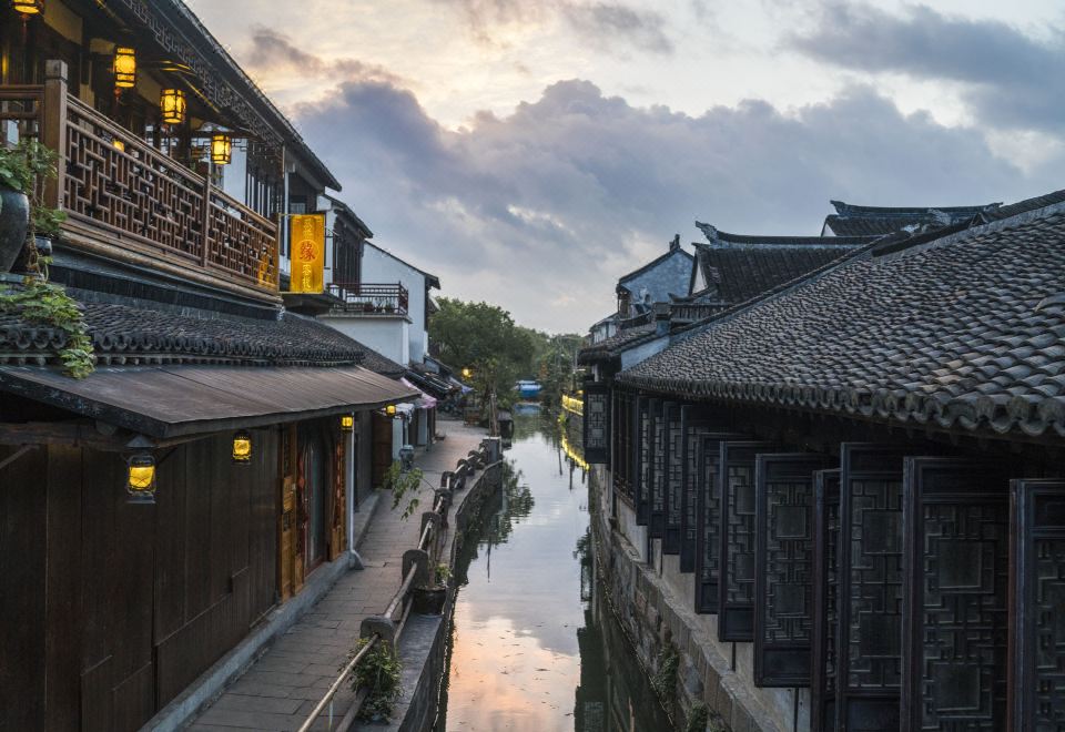 Pullman Zhouzhuang - Tap to explore photos