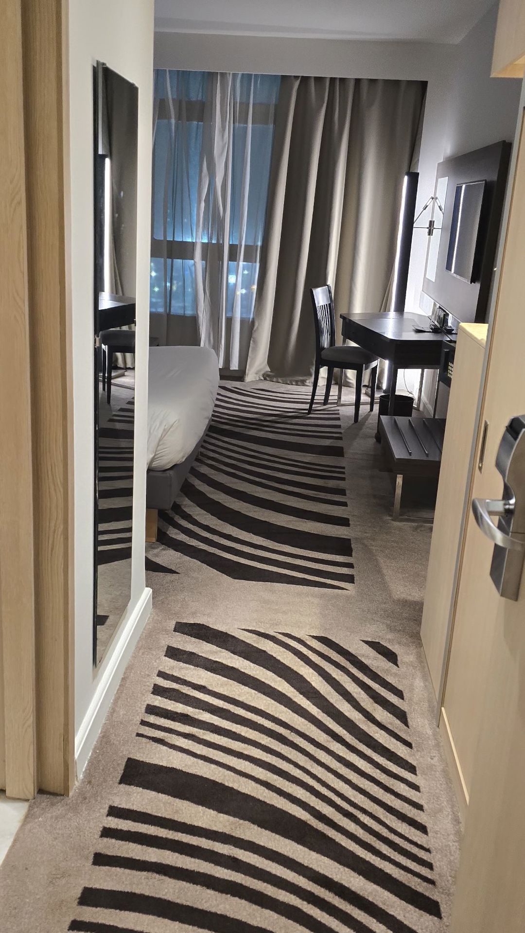 Novotel Cairo El Borg Room Type - Superior Room with 2 single beds, City Side