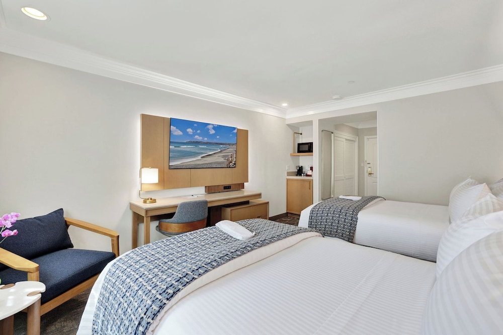 Best Western Plus Sunset Plaza Hotel Room Type - ROOM, 2 DOUBLE BEDS