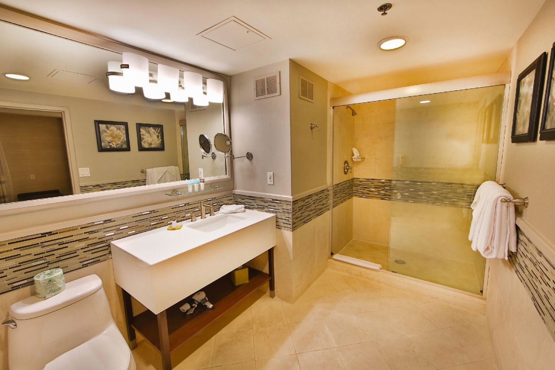 Caesars Atlantic City Resort & Casino - A Caesars Rewards Destination - Tap to explore photos