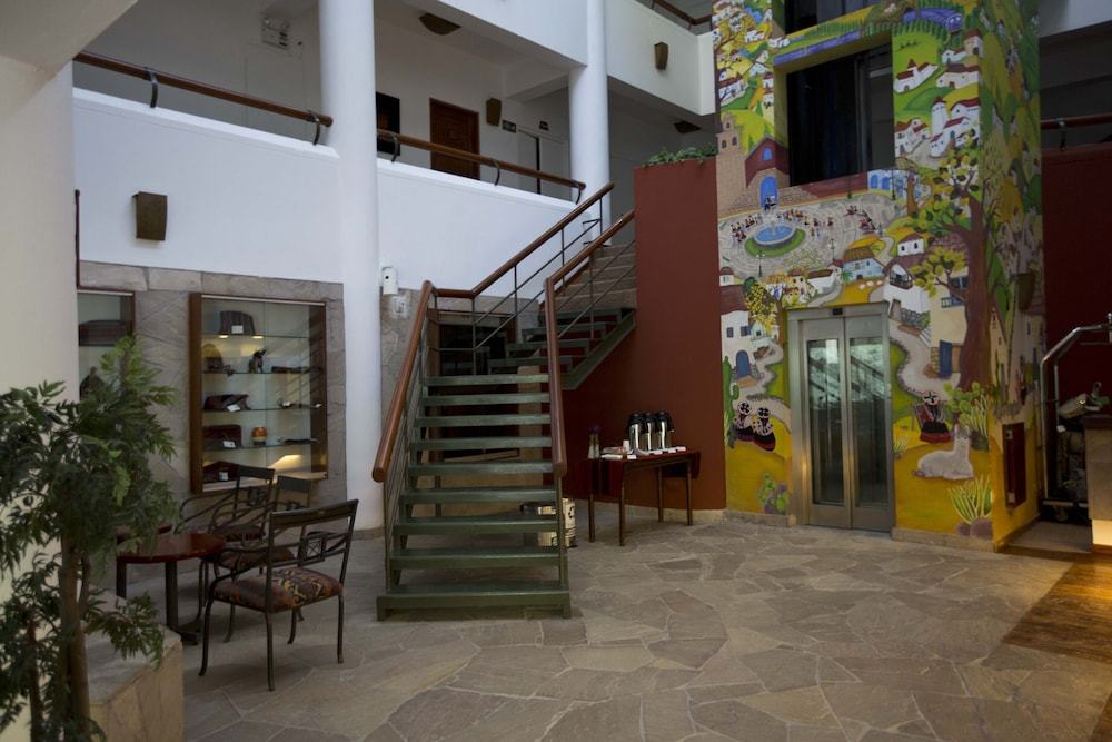 Lobby:1000px