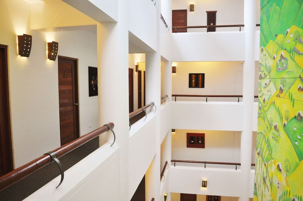 Interior detail:1000px