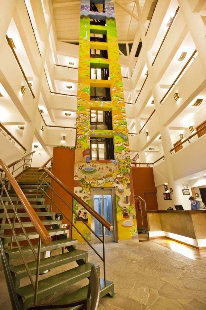 Lobby:1000px