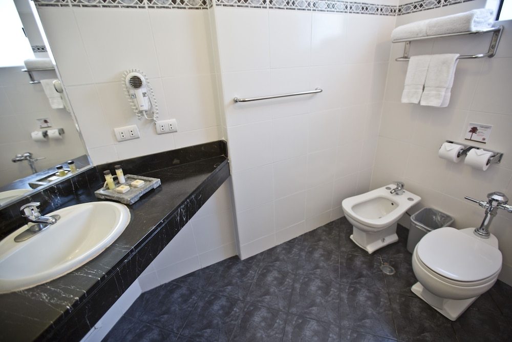 Bathroom:1000px
