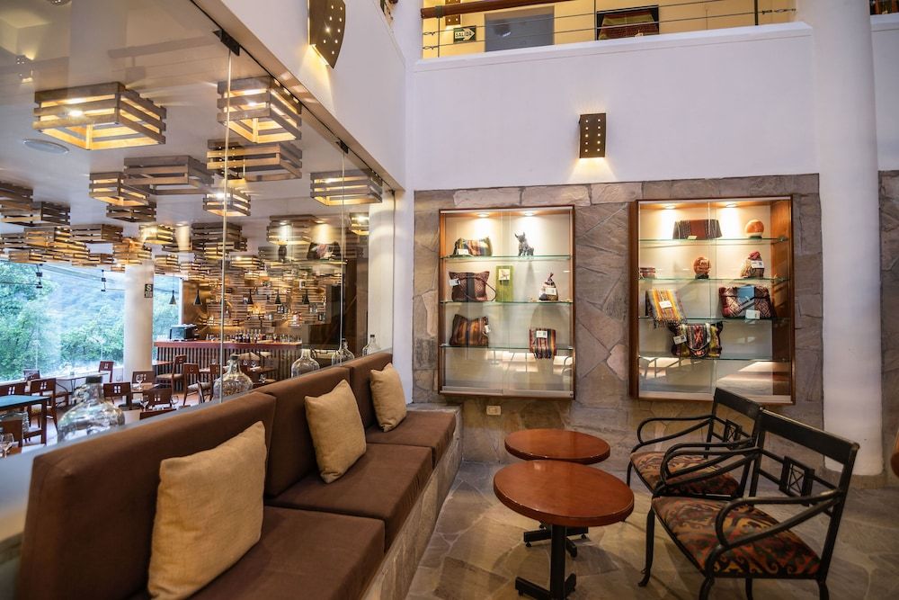 Living area:1000px