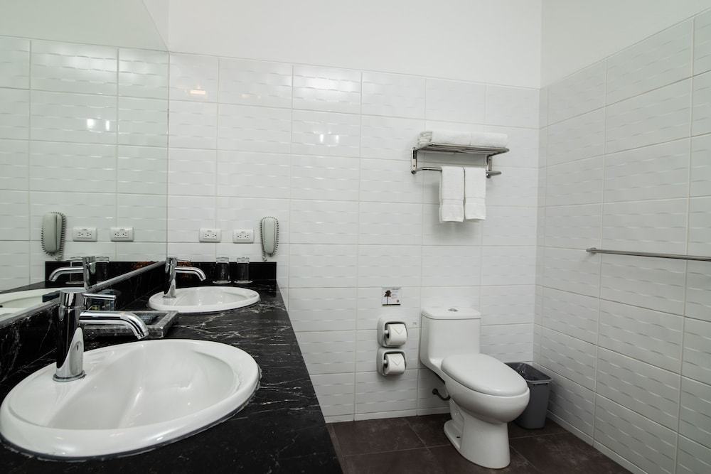 Bathroom:1000px