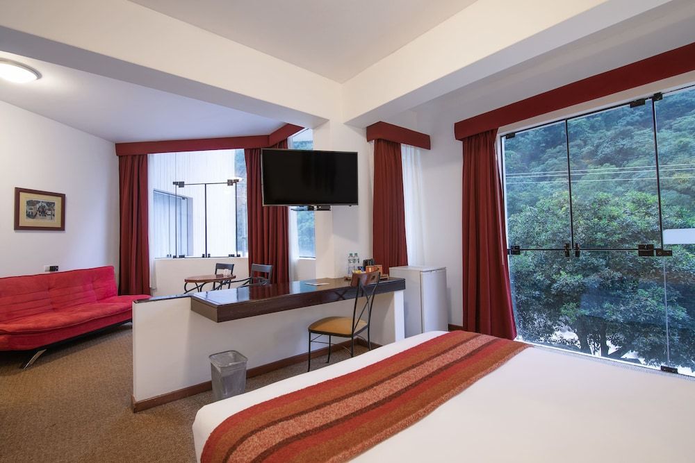 Room:1000px