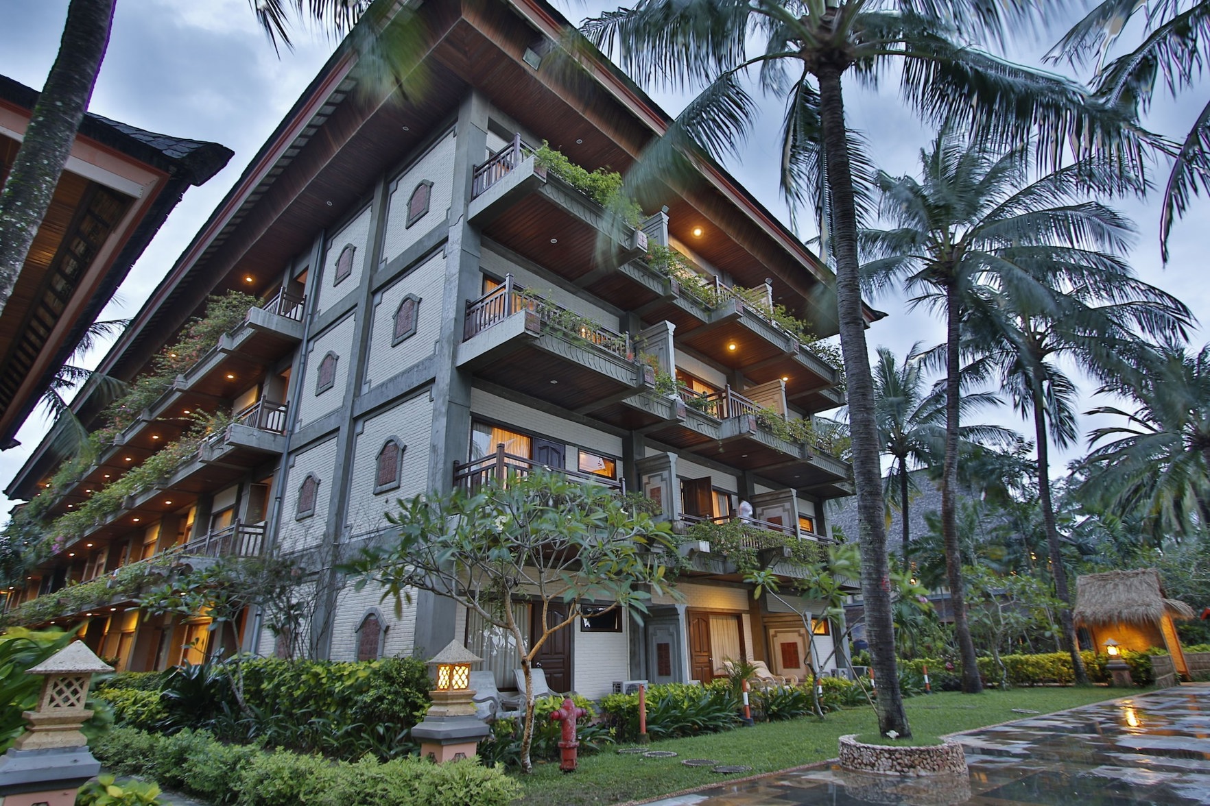 The Jayakarta Lombok Hotel & Spa - Tap to explore photos
