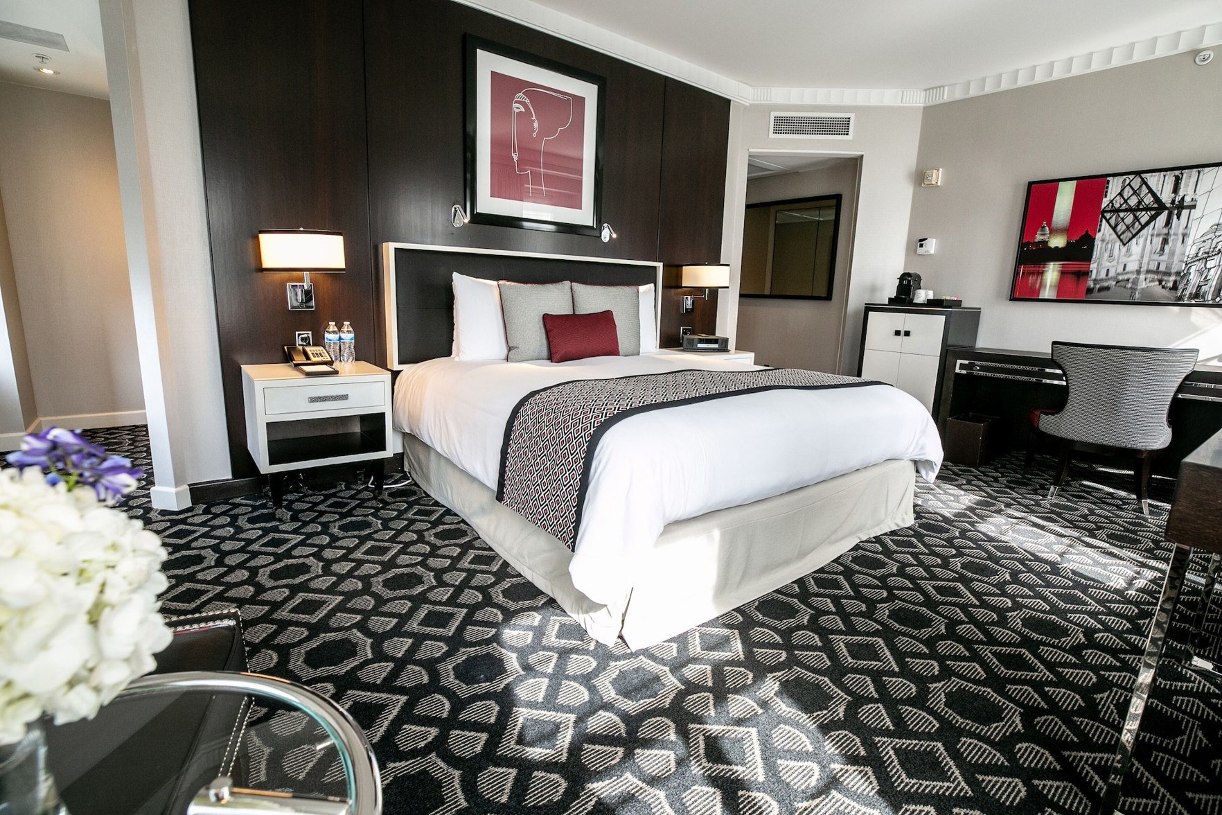Sofitel Washington DC Lafayette Square Room Type - Luxury Corner King Room Sofitel Washington DC Lafayette Square Room Type - Luxury Corner King Room