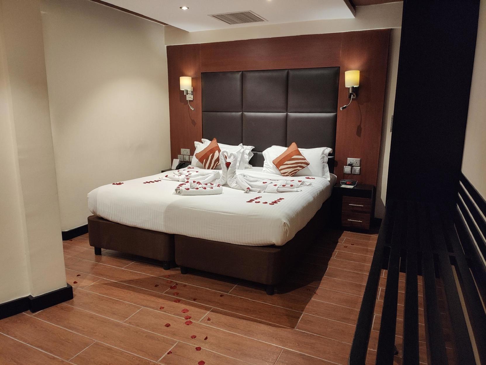 Best Western Plus Meridian Hotel - Tap to explore photos