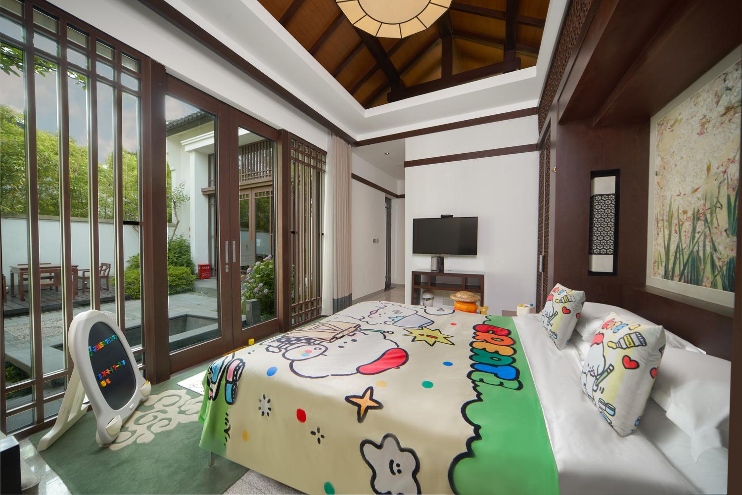 Banyan Tree Hangzhou - Tap to explore photos