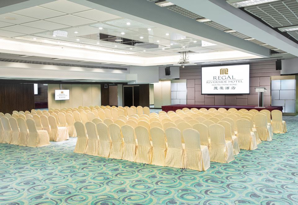 Meeting Rooms