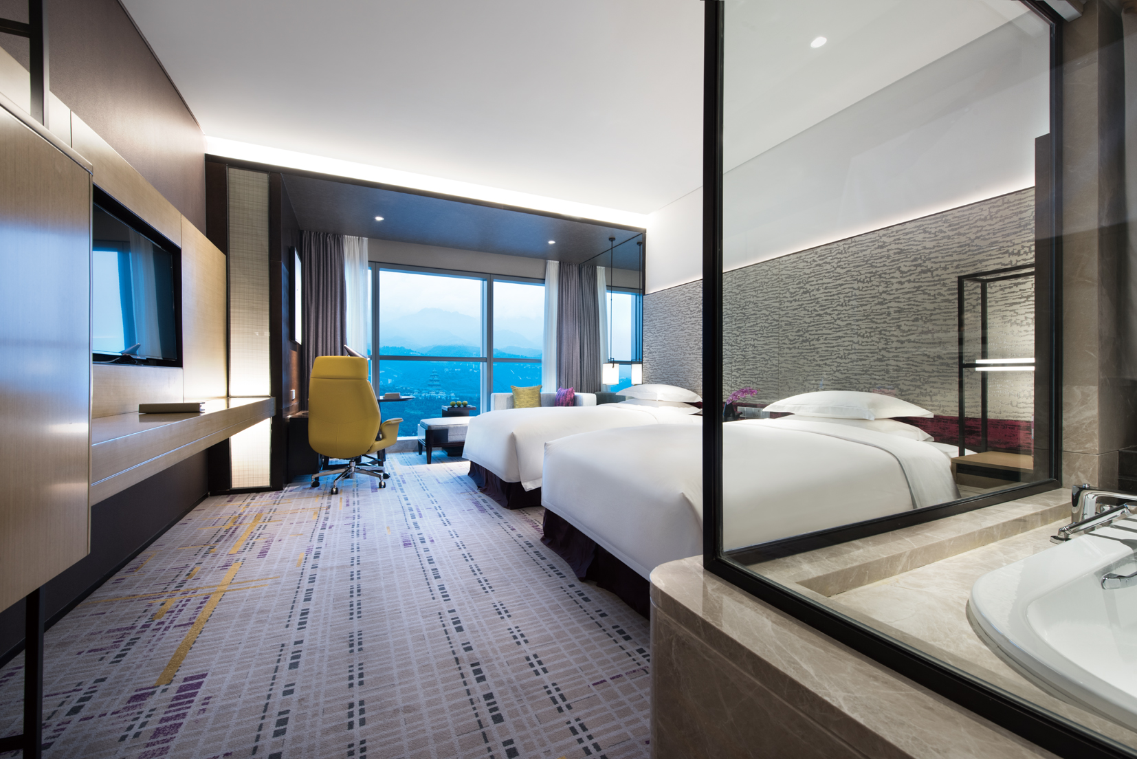 Crowne Plaza Baoji City Center - Tap to explore photos