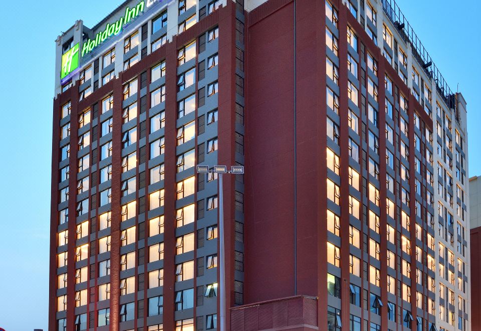 Holiday Inn Express Chengdu Tianhe - Tap to explore photos