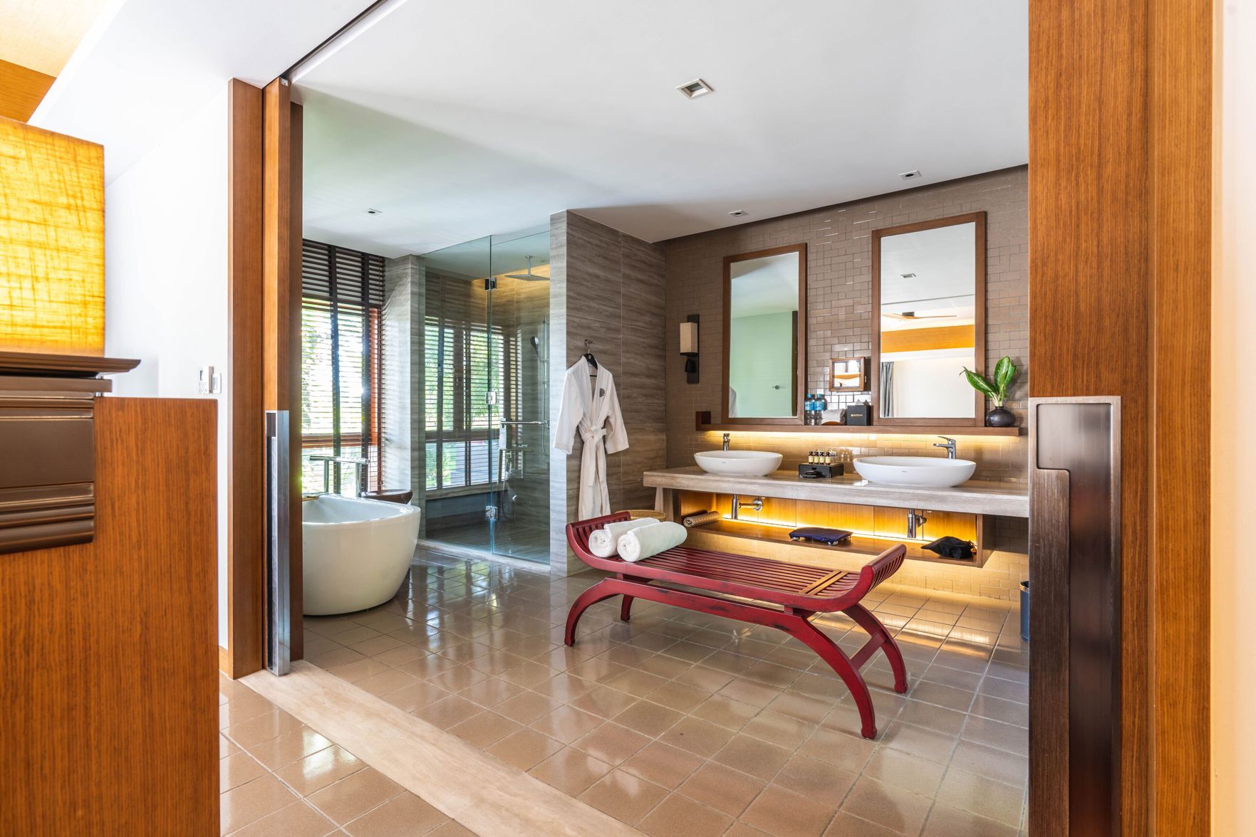 Pullman Luang Prabang Room Type - PREMIUM DELUXE ROOM, 1 King Size Bed