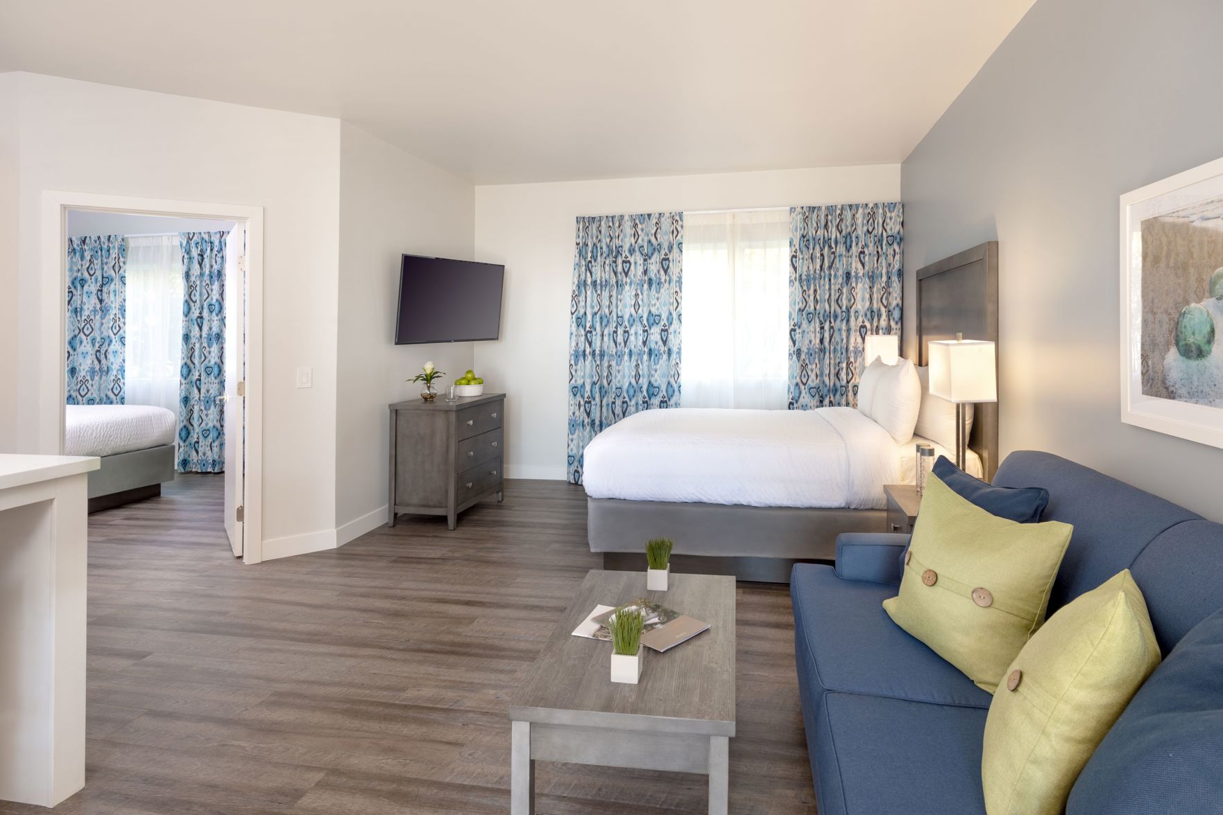 Beachfront Inn and Suites at Dana Point - Tap to explore photos