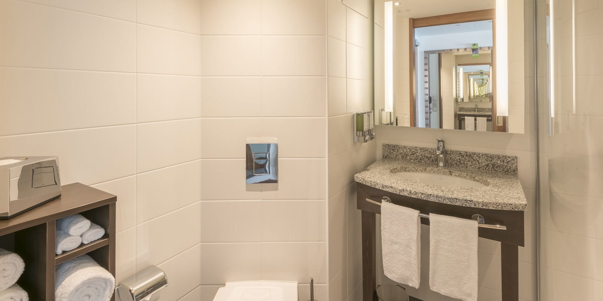 Hampton by Hilton Munich City West Room Type - TWIN ROOM NON SMOKING