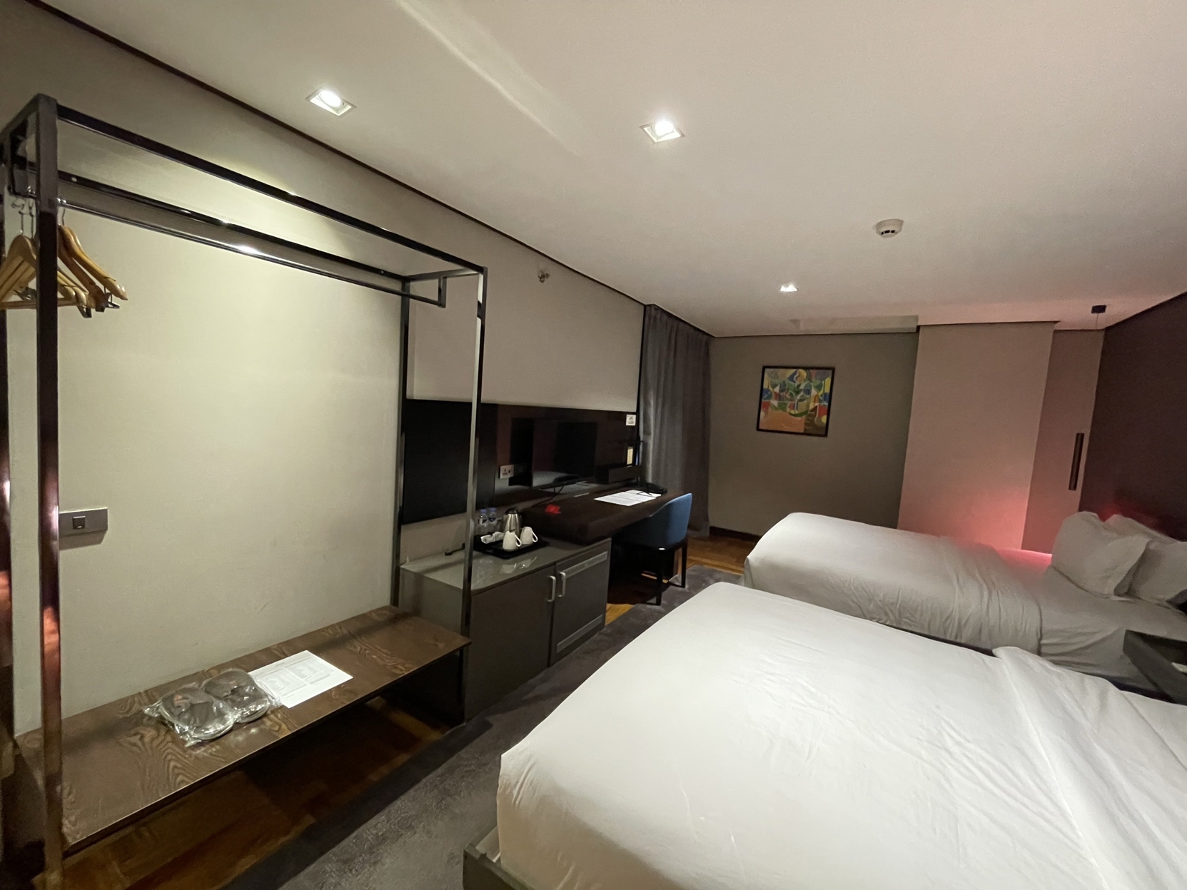 Ramada Encore Makati - Tap to explore photos