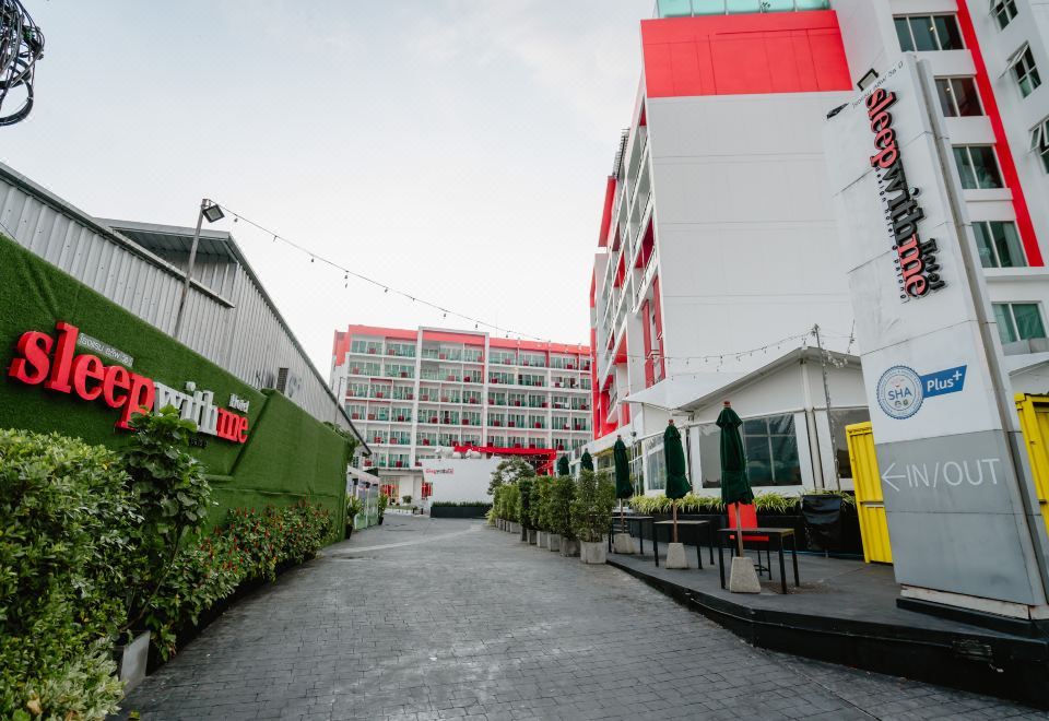 Hotel Exterior