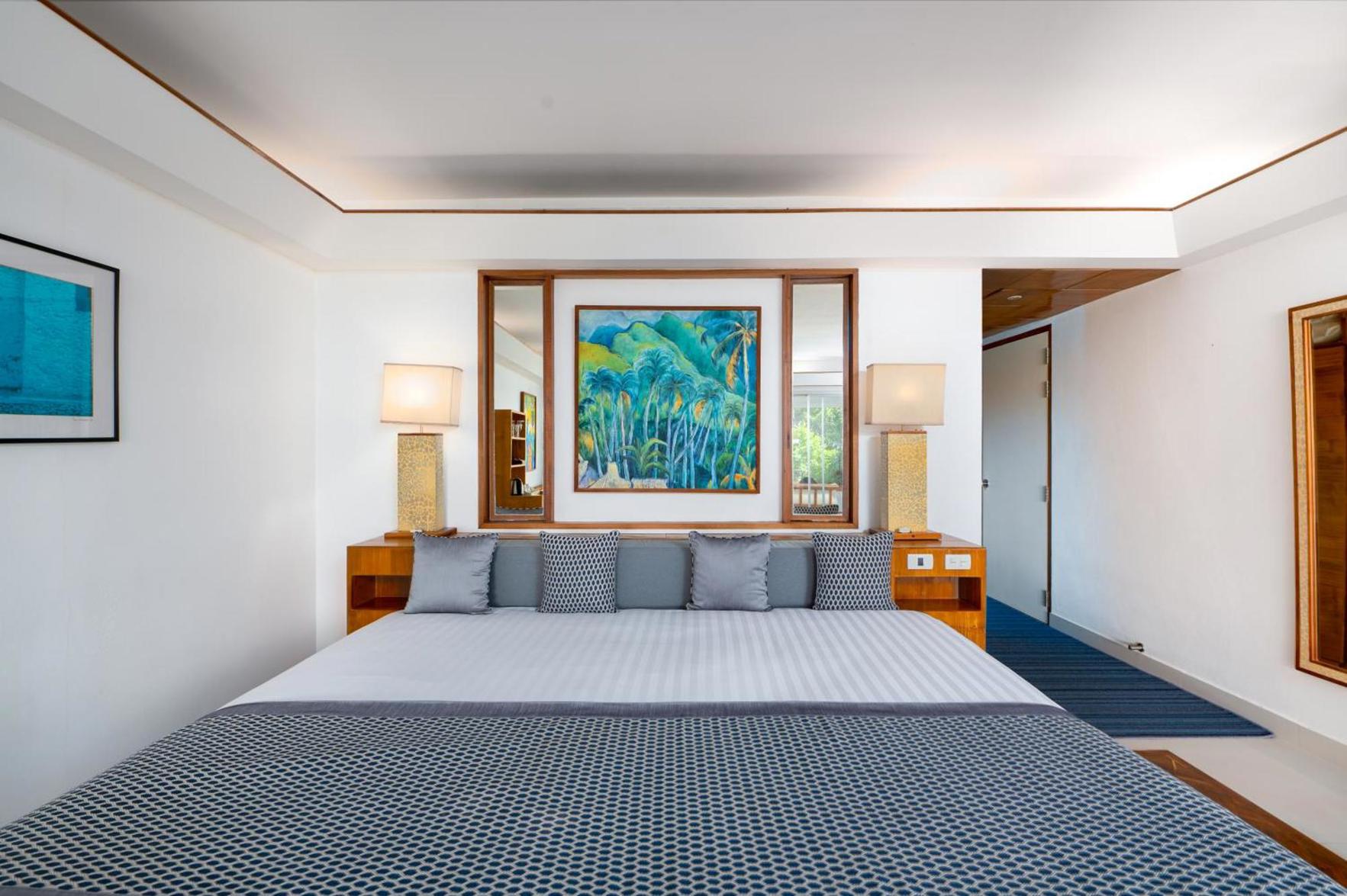 Mom Tri's Villa Royale Room Type - Penthouse Suite
