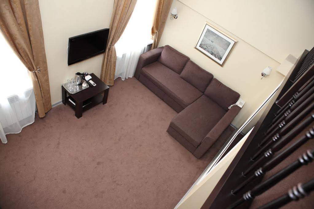 Parade Hotel photo 3