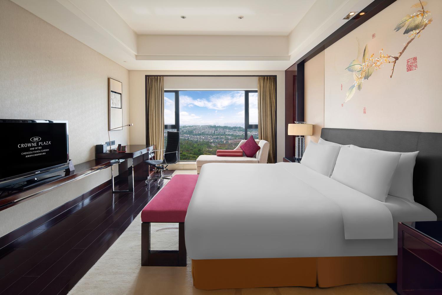 Crowne Plaza CHENGDU PANDA GARDEN by IHG - Tap to explore photos